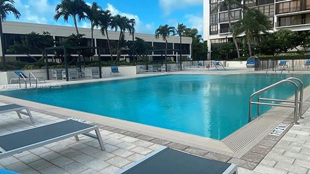 1915 Brickell Ave CC6, Miami, FL 33129