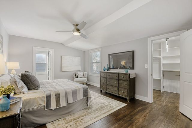 9001 S Claremont Avenue, Chicago, IL 60643