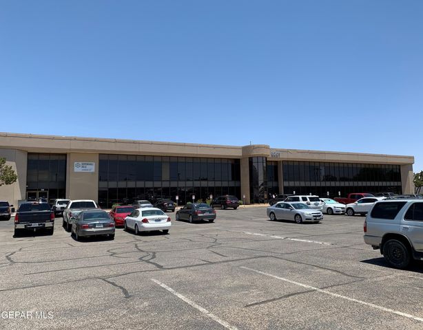 8201 LOCKHEED Drive 207, El Paso, TX 79925