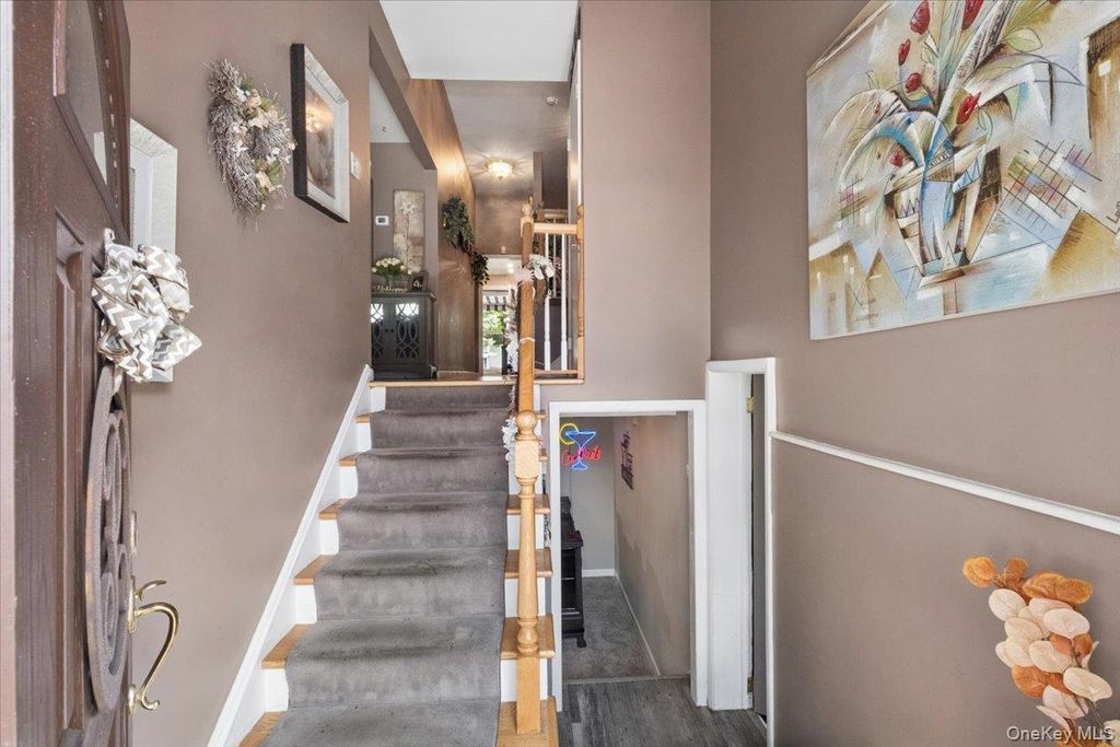 36 Shelburne Road, Yonkers, NY 10710 — photo 3