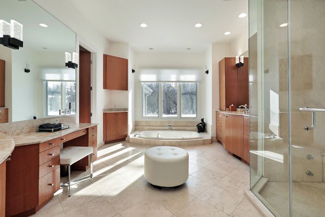 1551 Mill Trail, Highland Park, IL 60035