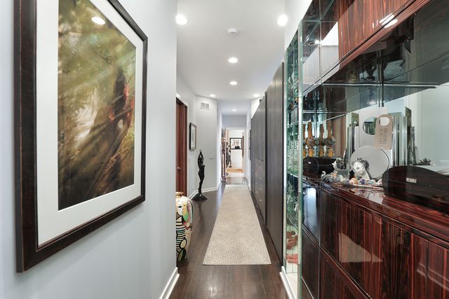 1551 Mill Trail, Highland Park, IL 60035