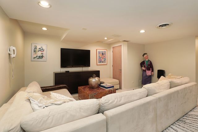 1551 Mill Trail, Highland Park, IL 60035