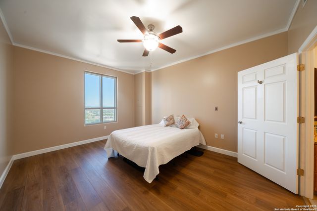 1 Towers Park Ln Apt 1703, San Antonio, TX 78209