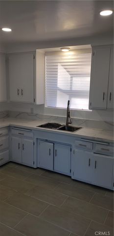 2915 W 95th, Inglewood, CA 90305