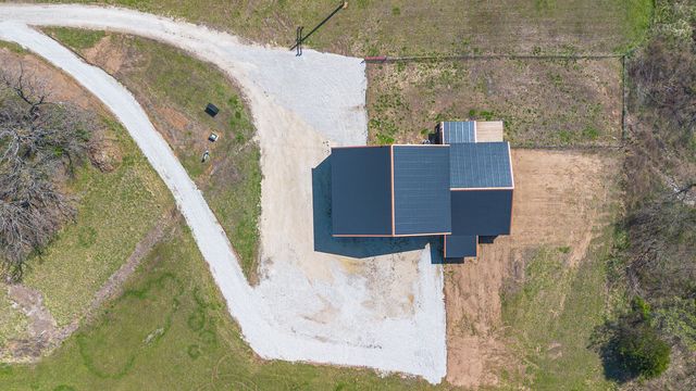 1798 E 328th Road, Bolivar, MO 65613