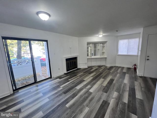1405 BERWYCK CT, Sicklerville, NJ 08081