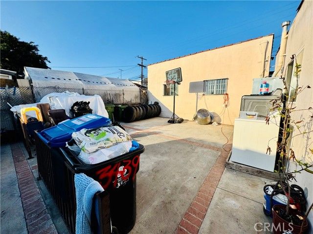 3439 Siskiyou, Los Angeles, CA 90023