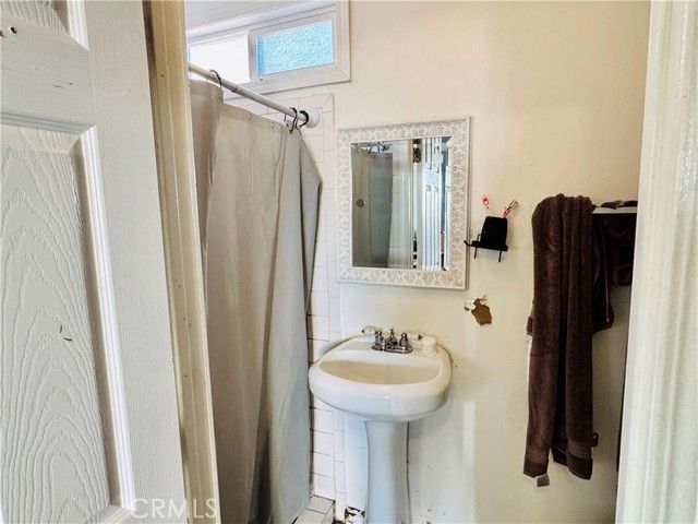 3439 Siskiyou, Los Angeles, CA 90023