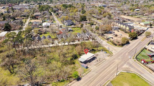 4423 Yale Street, Houston, TX 77018