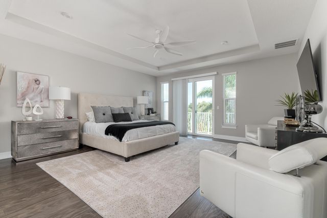 1280 NE Langford Lane, Jensen Beach, FL 34957