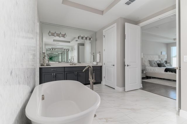 1280 NE Langford Lane, Jensen Beach, FL 34957