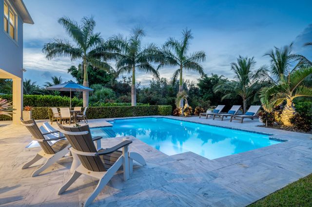 1280 NE Langford Lane, Jensen Beach, FL 34957