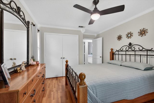 527 Falling Leaves Drive, Duncanville, TX 75116