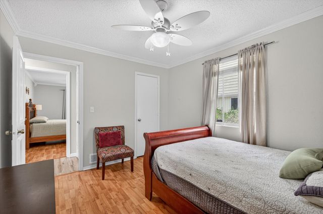 527 Falling Leaves Drive, Duncanville, TX 75116