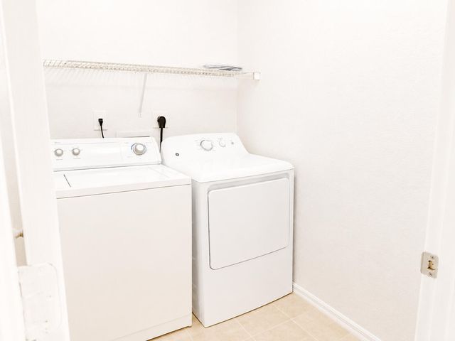 6007 SW 19TH Street, North Lauderdale, FL 33068