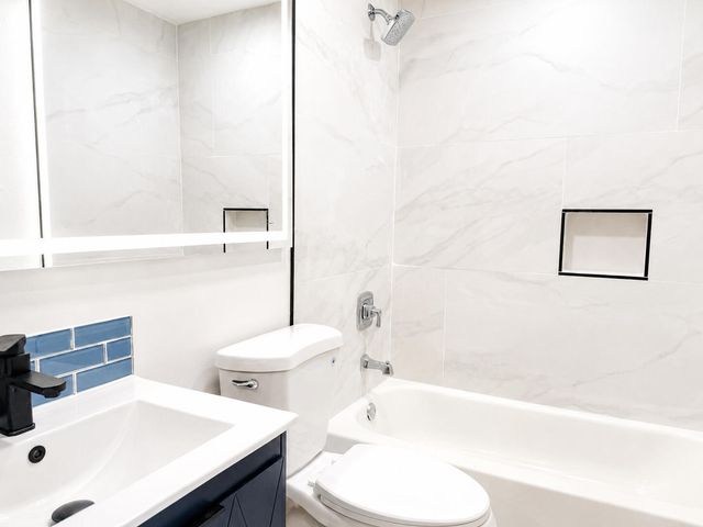 6007 SW 19TH Street, North Lauderdale, FL 33068