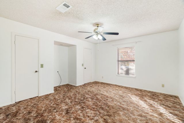 3185 Ridgeview Road, Paris, TX 75460