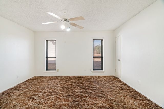 3185 Ridgeview Road, Paris, TX 75460