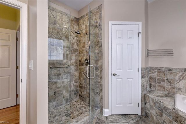 7100 Pinebrook RD, Williamsburg, VA 23188