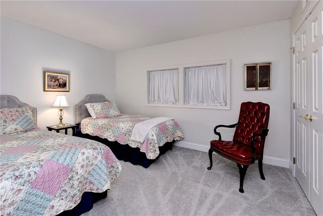 7100 Pinebrook RD, Williamsburg, VA 23188