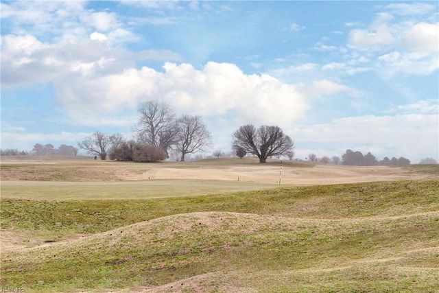 7100 Pinebrook RD, Williamsburg, VA 23188