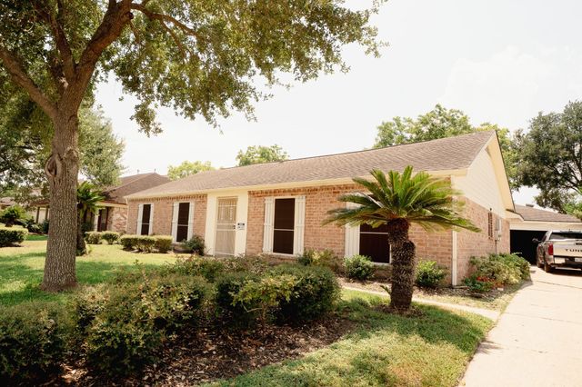 15118 Carol Chase Circle, Missouri City, TX 77489