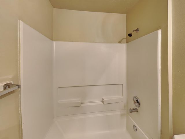 11010 Heather Bluff Lane, Houston, TX 77075