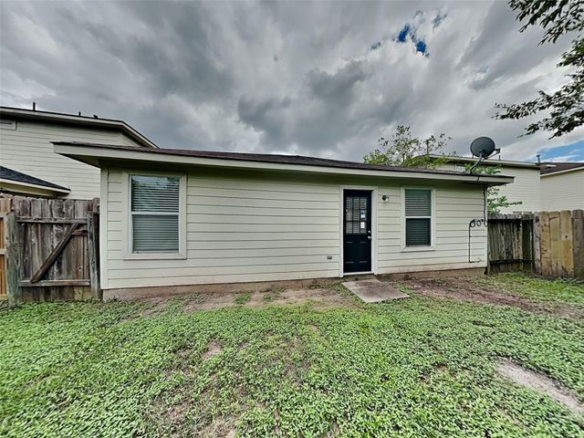 11010 Heather Bluff Lane, Houston, TX 77075