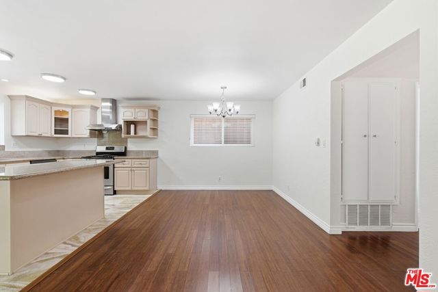 7711 W 82nd Street, Playa Del Rey (los Angeles), CA 90293