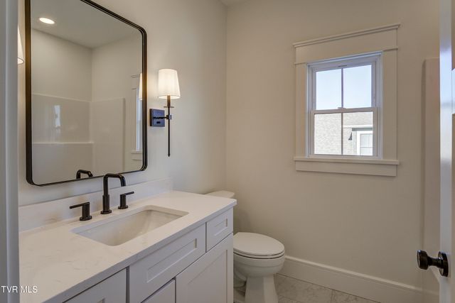 1217 Brumit Field, Johnson City, TN 37615