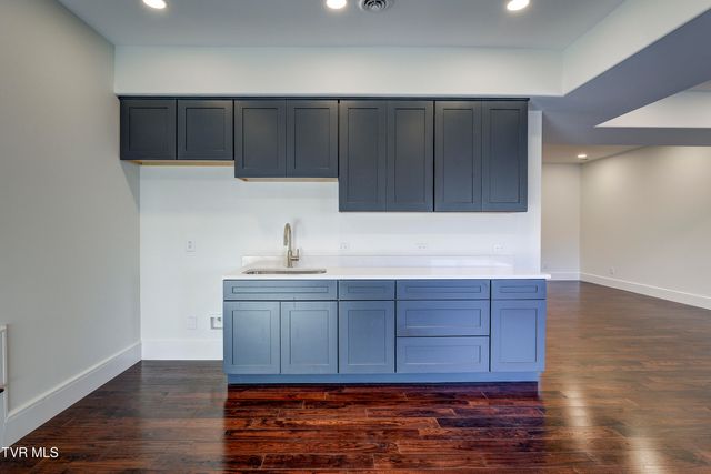 1217 Brumit Field, Johnson City, TN 37615