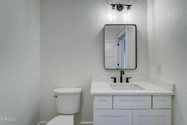 1217 Brumit Field, Johnson City, TN 37615