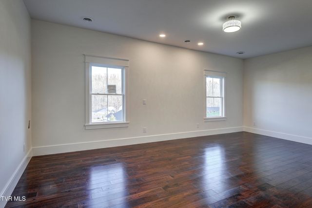 1217 Brumit Field, Johnson City, TN 37615