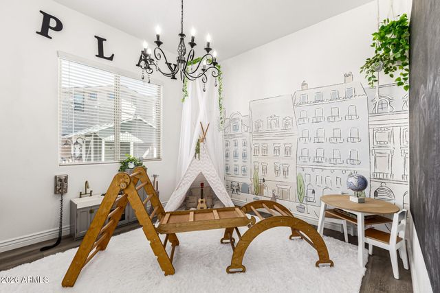 8502 W MYRTLE Avenue, Glendale, AZ 85305