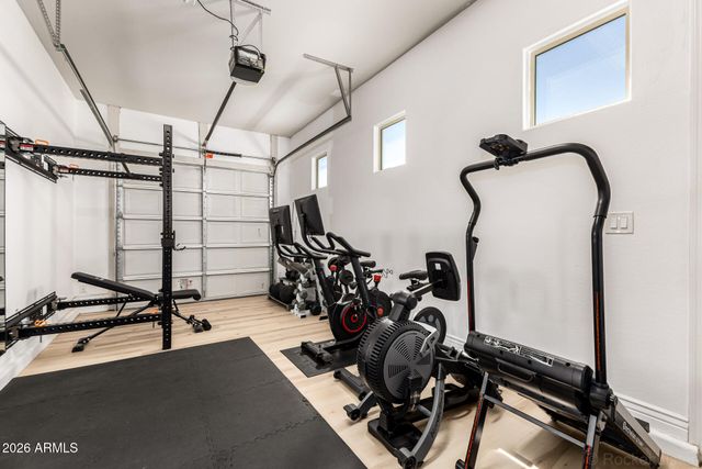 8502 W MYRTLE Avenue, Glendale, AZ 85305