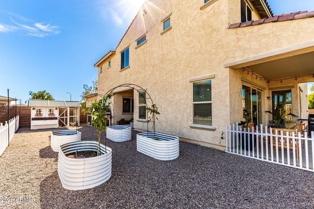 8502 W MYRTLE Avenue, Glendale, AZ 85305