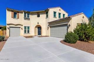 8502 W MYRTLE Avenue, Glendale, AZ 85305