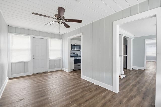 2513 16TH AVENUE W, Bradenton, FL 34205
