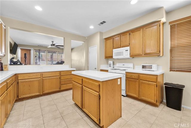 32859 Fairmont, Lake Elsinore, CA 92530
