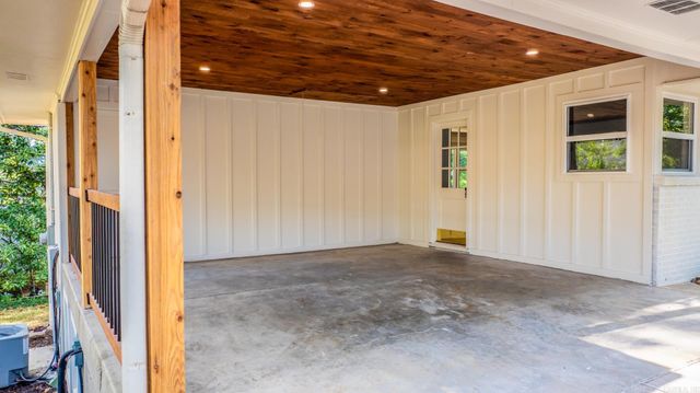 5808 Scenic Drive, Little Rock, AR 72207