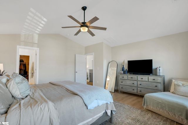 208 Addlestone Circle, Fountain Inn, SC 29644