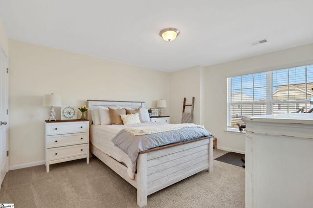 208 Addlestone Circle, Fountain Inn, SC 29644