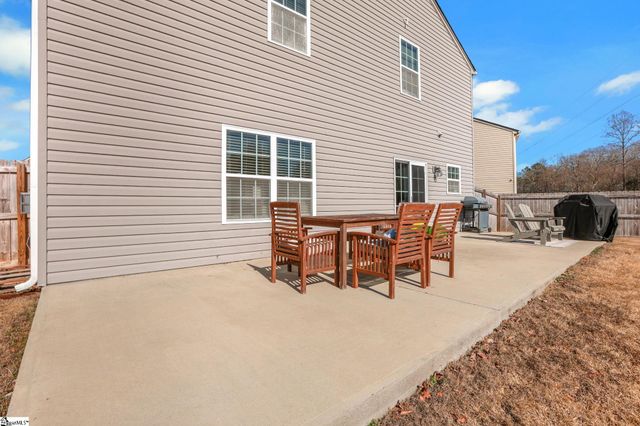 208 Addlestone Circle, Fountain Inn, SC 29644