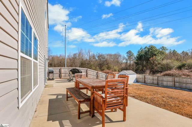 208 Addlestone Circle, Fountain Inn, SC 29644