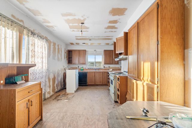 16737 Colony Road, Lemoore, CA 93245