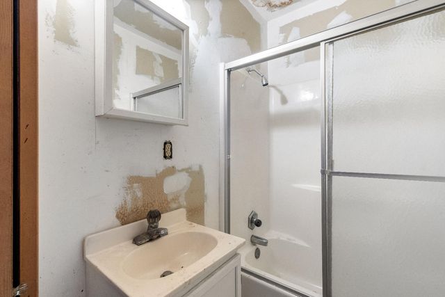 16737 Colony Road, Lemoore, CA 93245