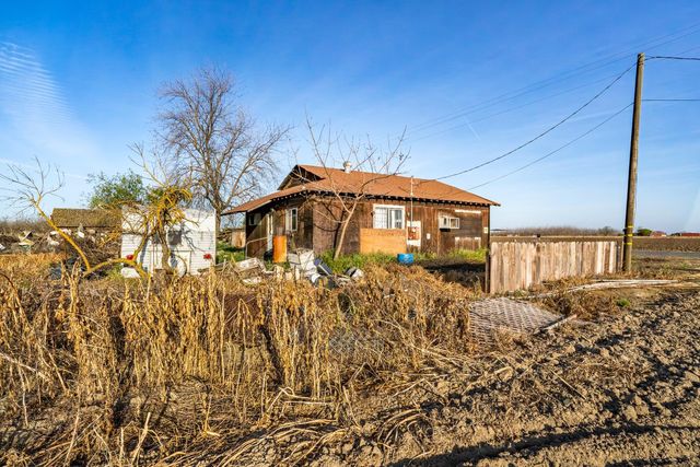 16737 Colony Road, Lemoore, CA 93245