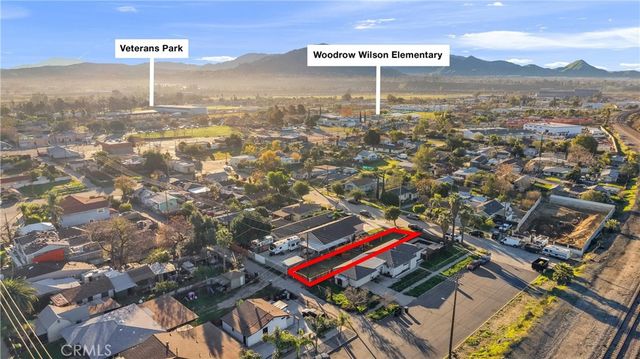 0 W O, Colton, CA 92324