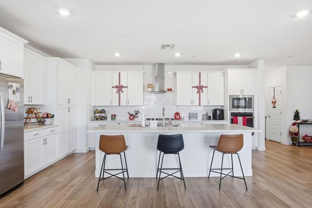 10362 Baldy Dr, Stockton, CA 95219